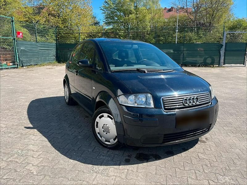 Second-hand Audi A2 75 CP (55 kW) 2004 Negru Hatchback