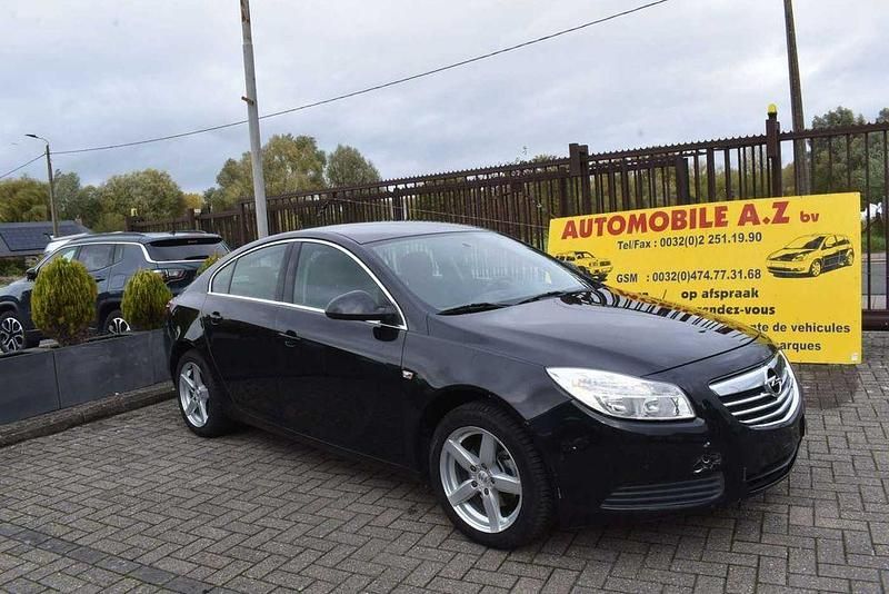 Schwarz Gebraucht 2013 Opel Insignia Comfort Limousine | 4.999 € (Guter Preis) - Bild 1/4
