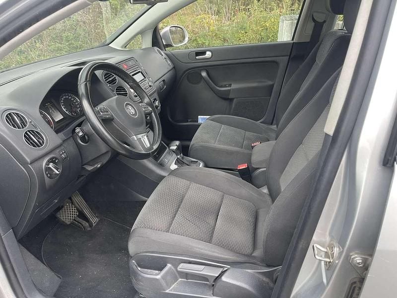 Silber Gebraucht 2011 VW Golf Plus Cross Comfortline Van / Kleinbus | 4.990 € (Guter Preis) - Bild 1/4