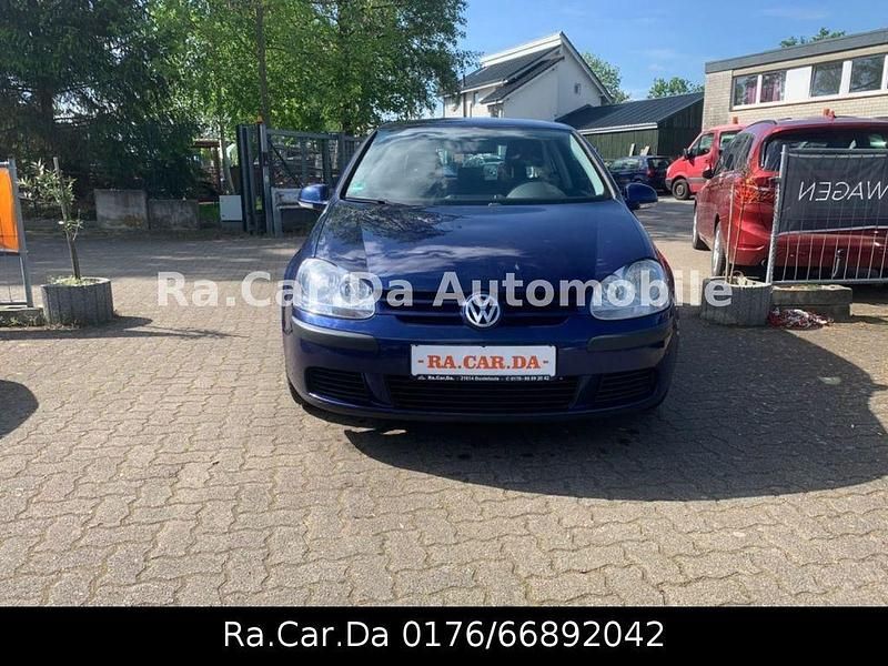 Blau Gebraucht 2006 VW Golf V Trendline Kleinwagen | 1.000 € (Superpreis) - Bild 1/4