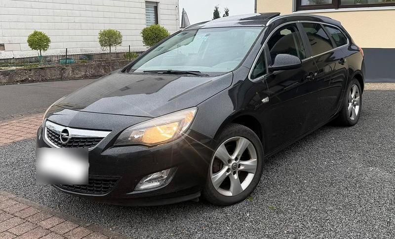 Gebraucht Opel Astra 164 PS (120 kW) 2011 Schwarz Kombi