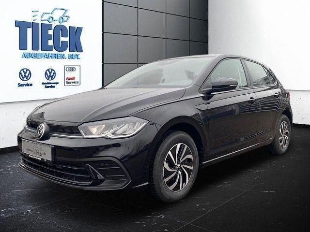 Gebraucht VW Polo Life 95 PS (69 kW) 2022 Schwarz metallic Limousine