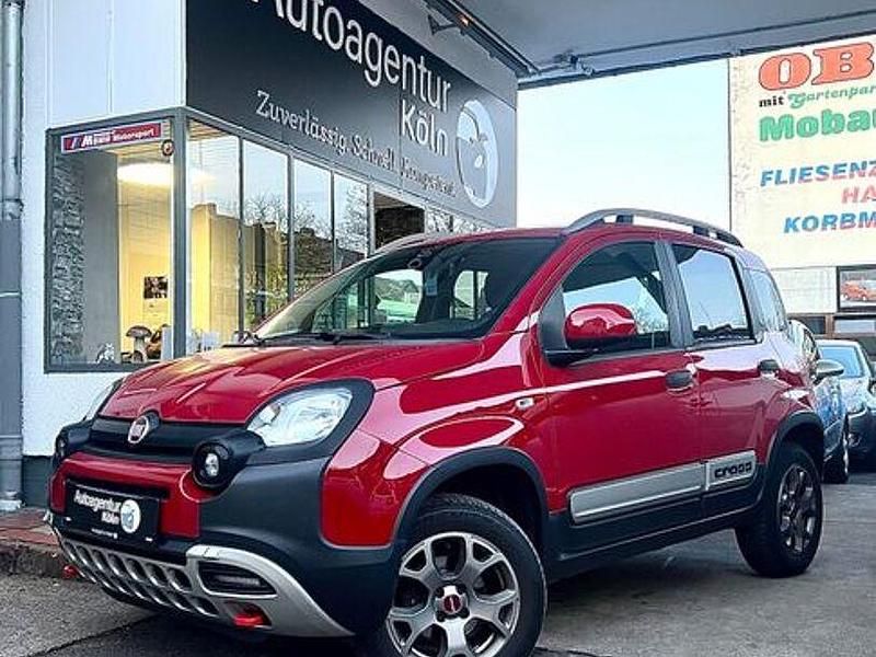 Rot Gebraucht 2015 Fiat Panda Limousine | 9.890 € (Fairer Preis) - Bild 1/4