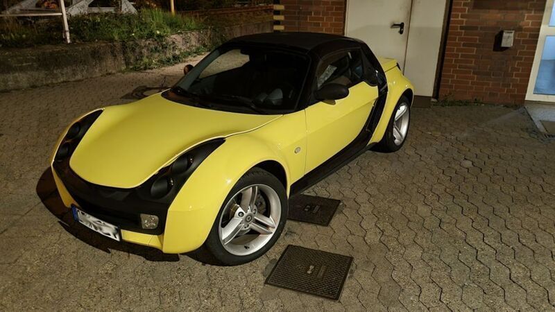 Gelb Gebraucht 2003 Smart Roadster Cabrio | 6.400 € (Fairer Preis) - Bild 1/4