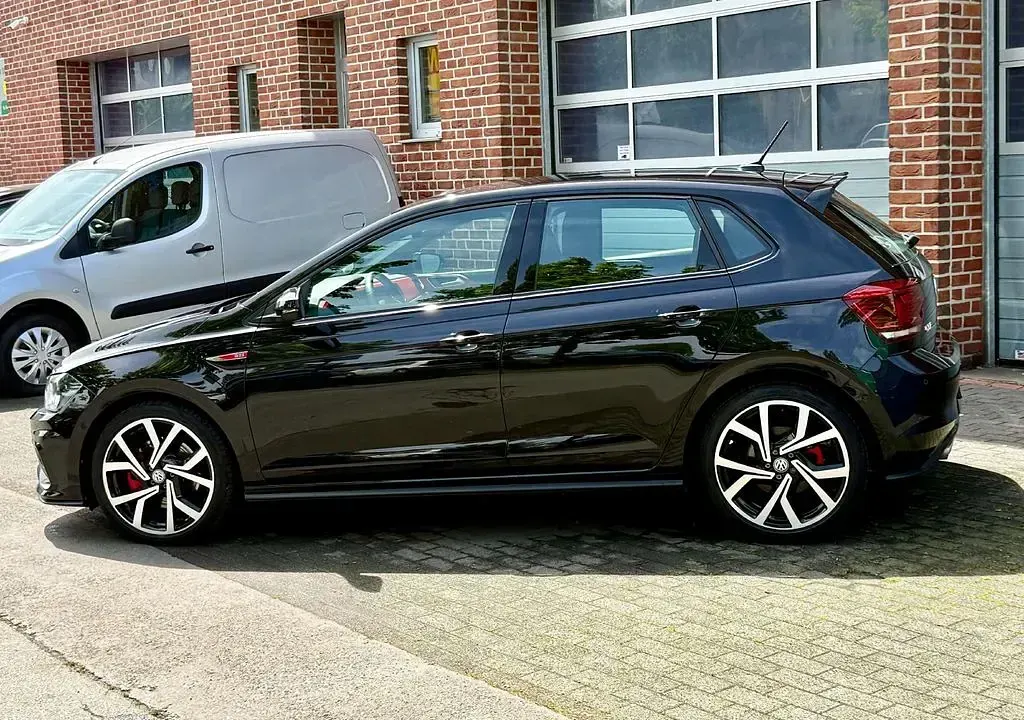 Gebraucht VW Polo GTI 200 PS (147 kW) 2019 Deep black perleffekt (metallic) Kleinwagen