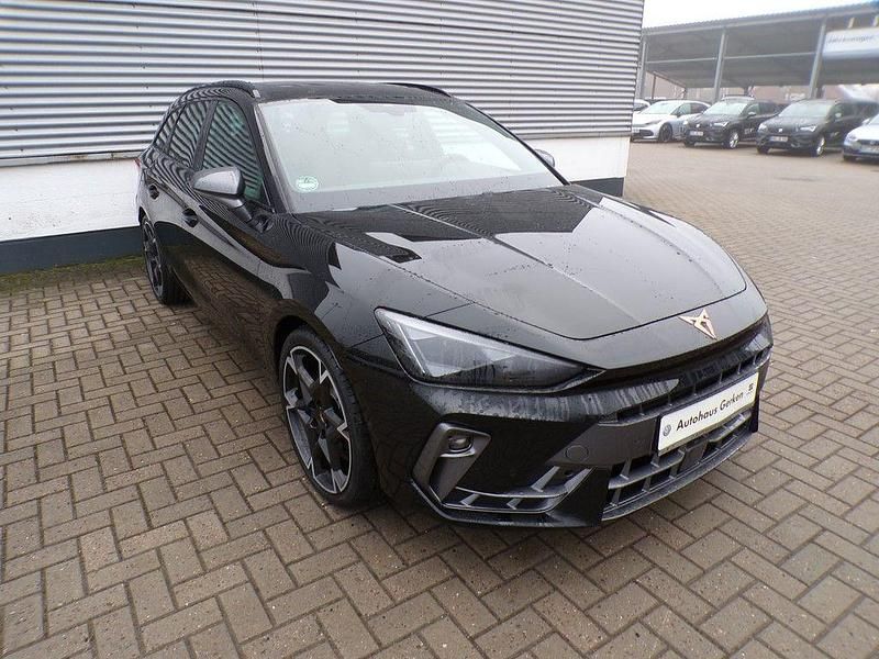 Neu Cupra Leon VZ 177 PS (130 kW) 2026 Schwarz Limousine