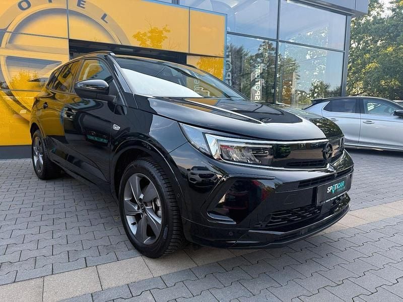 Diamant schwarz Gebraucht 2024 Opel Grandland X GS Line SUV | 23.290 € (Fairer Preis) - Bild 1/4