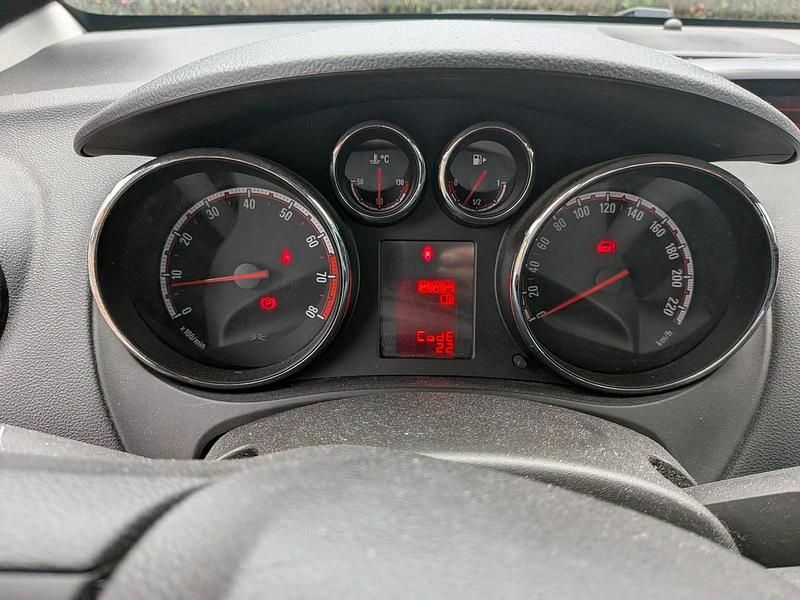 Grau Gebraucht 2011 Opel Meriva Van / Kleinbus | 3.000 € (Superpreis) - Bild 1/4