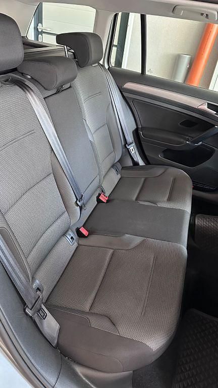 Gebraucht VW Golf VII Trendline 110 PS (80 kW) 2016 Silber Kombi