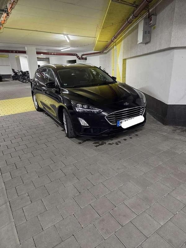 Gebraucht Ford Focus Active 150 PS (110 kW) 2020 Schwarz Kombi