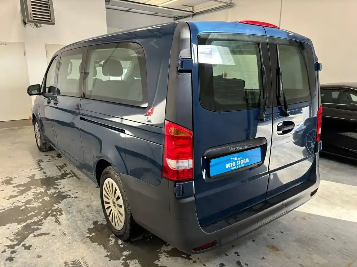 Gebraucht Mercedes Vito 136 PS (100 kW) 2021 Stahlblau Van