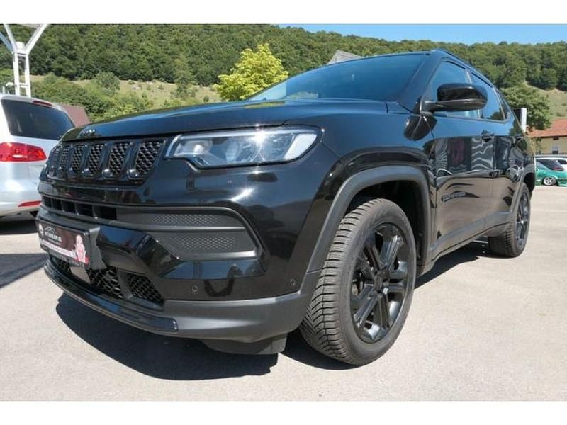 Gebraucht Jeep Compass Night Eagle 131 PS (96 kW) 2022 Black clear coat SUV