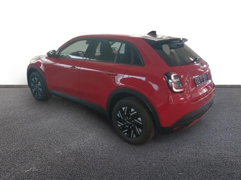 Gebraucht Fiat 600 101 PS (74 kW) 2024 Rot SUV