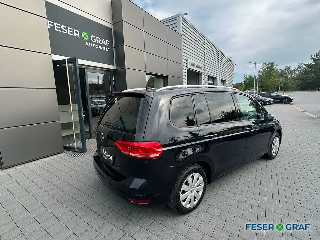 Gebraucht VW Touran Comfortline 150 PS (110 kW) 2021 Schwarz Van / Kleinbus