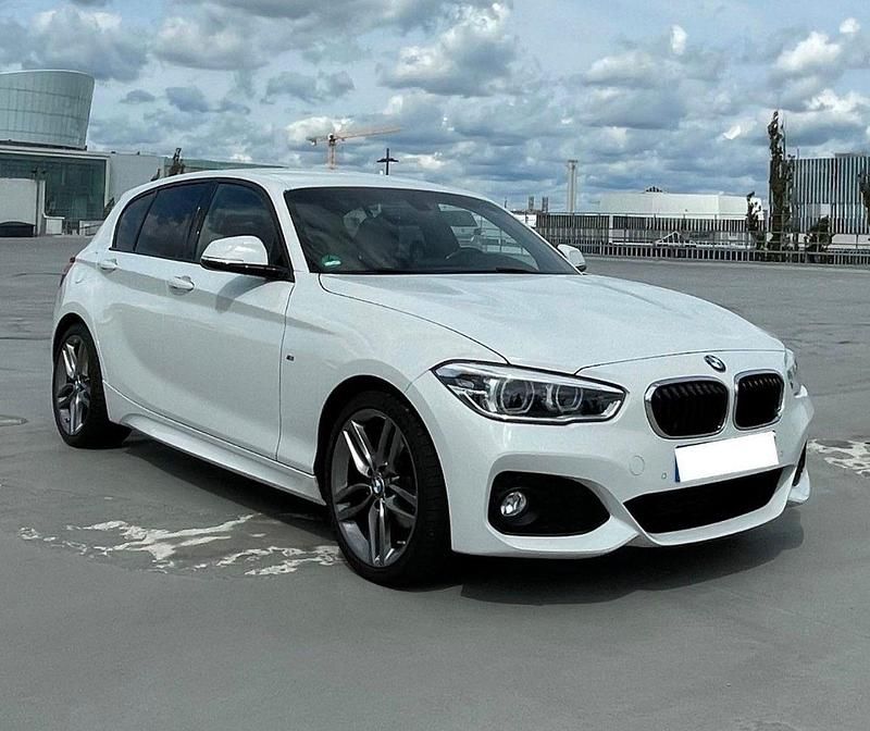 Weiß Gebraucht 2016 BMW 120 M Sport Kleinwagen | 20.500 € (Fairer Preis) - Bild 1/4