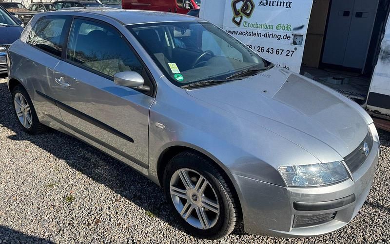 Gebraucht Fiat Stilo Active 105 PS (77 kW) 2006 Silber Limousine