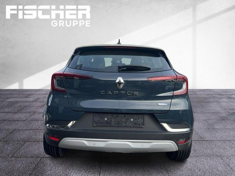 Gebraucht Renault Captur Intens 158 PS (116 kW) 2021 Blau SUV