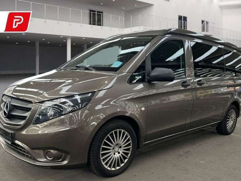 Indiumgrau Gebraucht 2017 Mercedes Vito Marco Polo Van / Kleinbus | 36.800 € - Bild 1/4