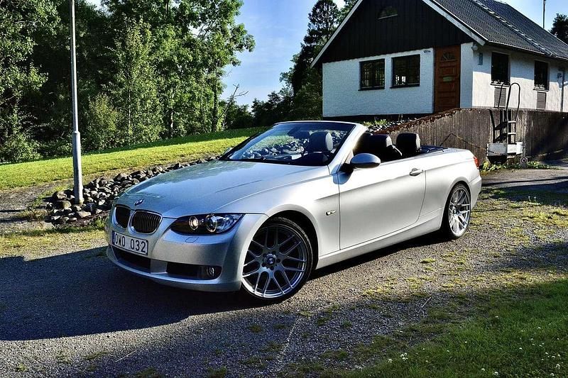 Grau Gebraucht 2007 BMW 325 Cabriolet Performance Cabrio | 13.000 € (Fairer Preis) - Bild 1/4