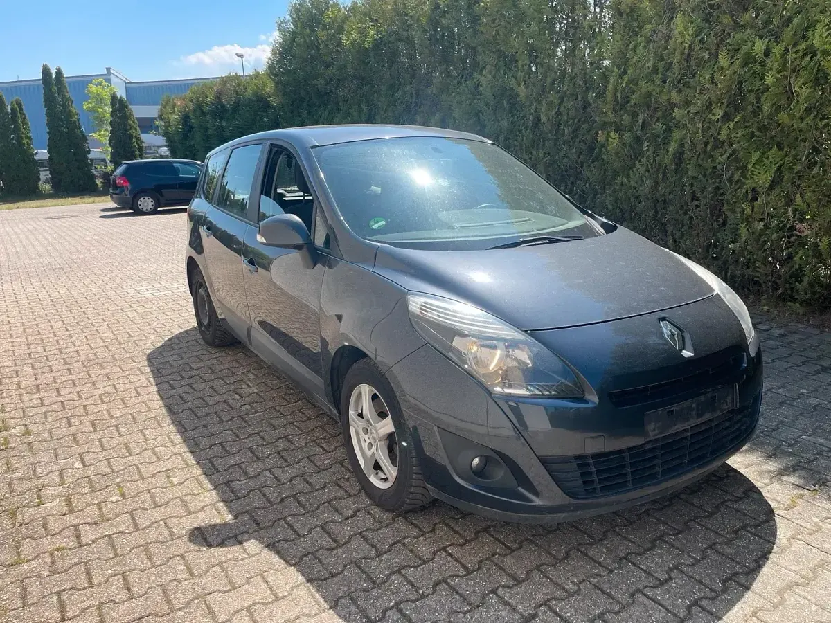 Gebraucht Renault Scenic E-Tech 106 PS (77 kW) 2011 Schwarz SUV