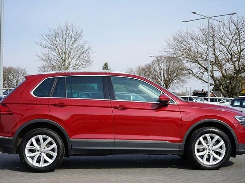 Gebraucht VW Tiguan Highline 150 PS (110 kW) 2017 Rot SUV