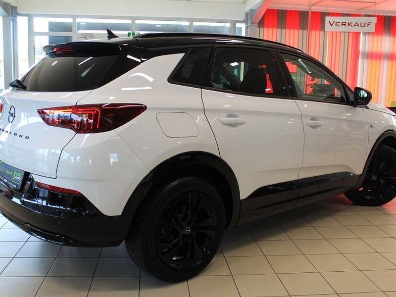 Gebraucht Opel Grandland X GS Line 224 PS (164 kW) 2022 Jade weiss SUV