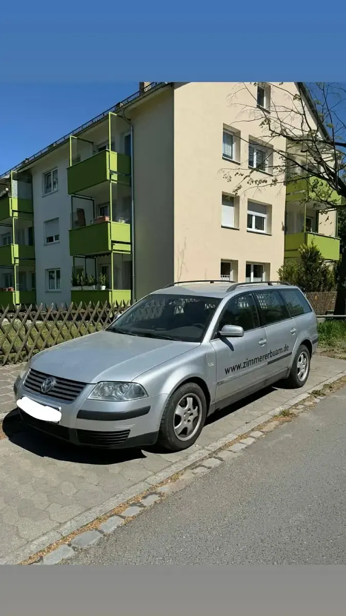 Usata VW Passat 150 CV (110 kW) 2003 Argento Berlina