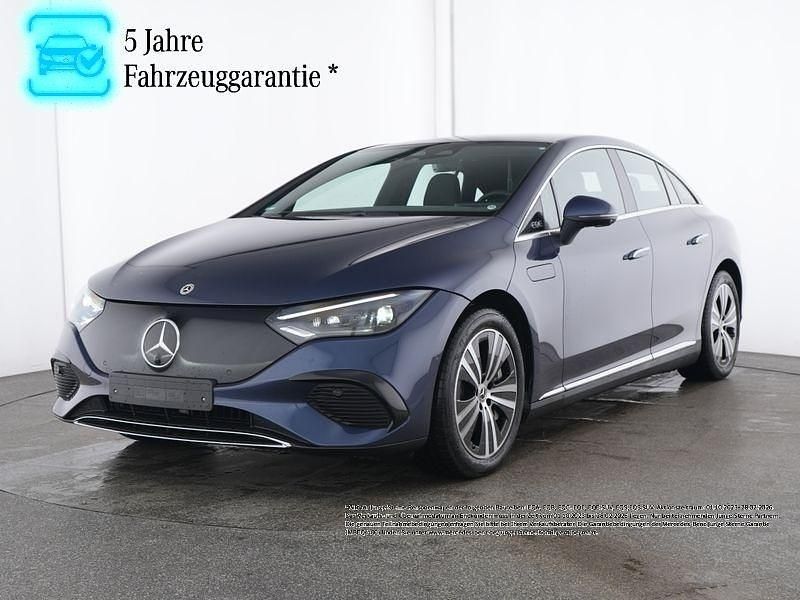 Metalliclack sodalithblau Gebraucht 2025 Mercedes EQE300 Electric Art Limousine | 49.610 € - Bild 1/4