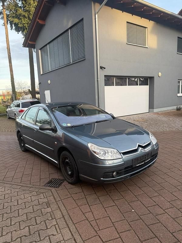 Grau Gebraucht 2007 Citroën C5 Limousine | 1.999 € (Fairer Preis) - Bild 1/4