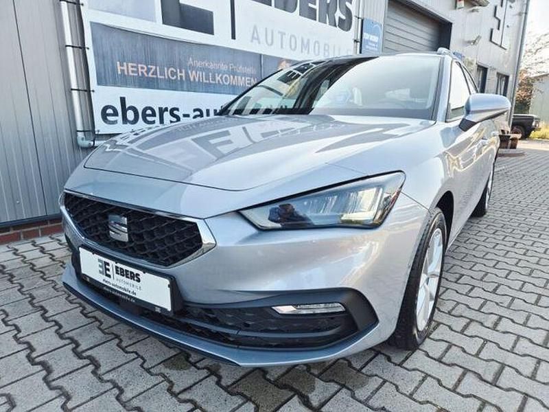 Silber Gebraucht 2022 Seat Leon Limousine | 17.990 € (Guter Preis) - Bild 1/4