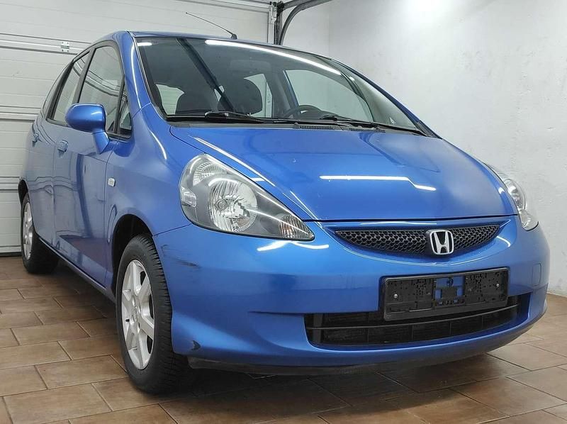 Gebraucht Honda Jazz Cool 77 PS (56 kW) 2006 Vivid blue p. Kleinwagen