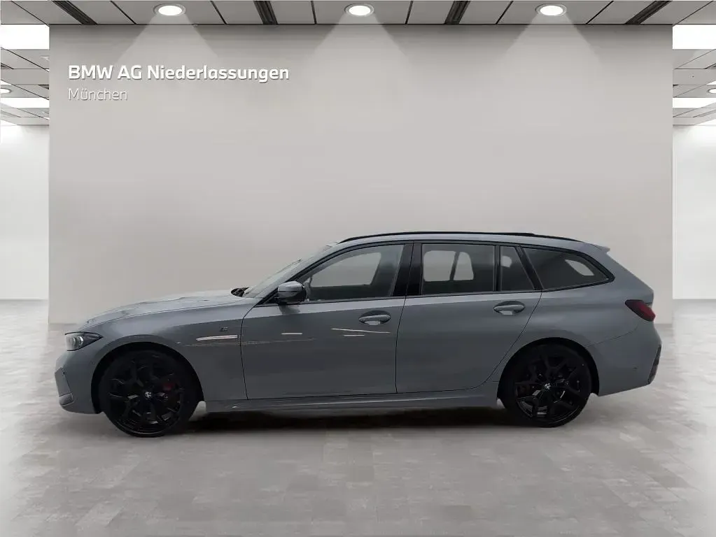 Brugt BMW 330 Performance 245 HK (180 kW) 2025 Grå Stationcar