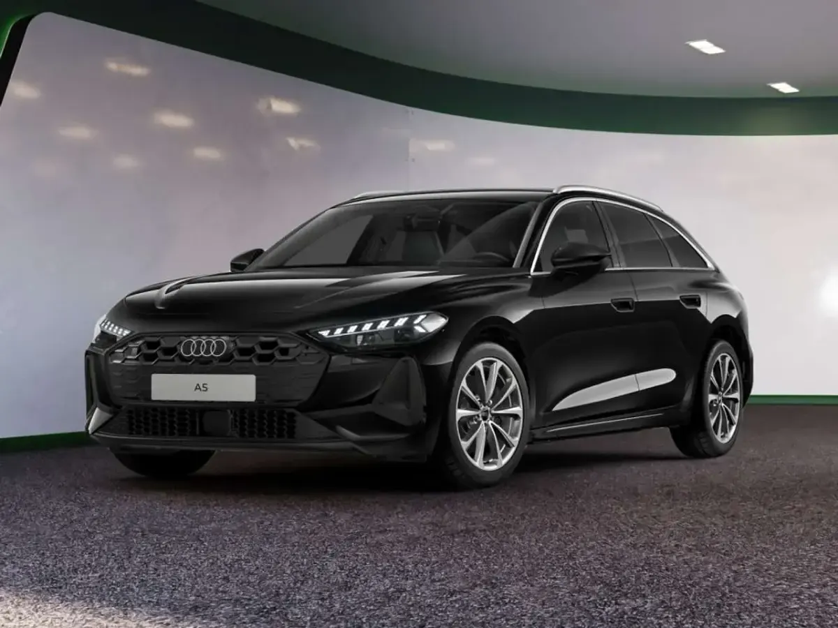 Gebraucht Audi A5 Ambiente 204 PS (150 kW) 2025 Schwarz / mythosschwarz Kombi