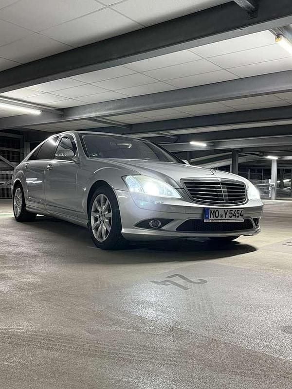 Silber Gebraucht 2006 Mercedes S350L Limousine | 6.499 € (Guter Preis) - Bild 1/4