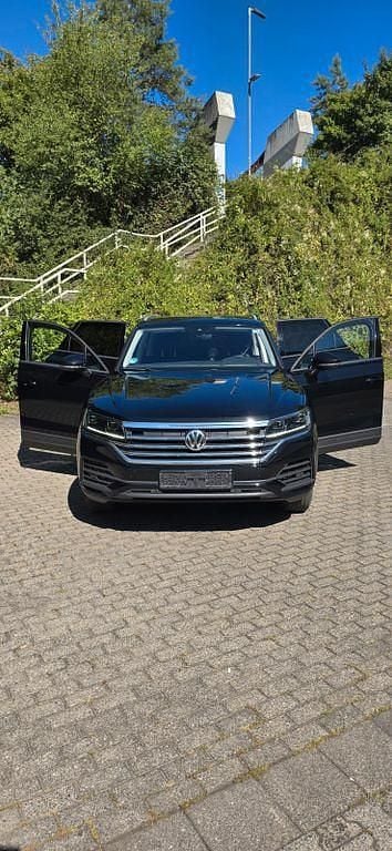 Schwarz Gebraucht 2019 VW Touareg SUV | 28.500 € (Superpreis) - Bild 1/4