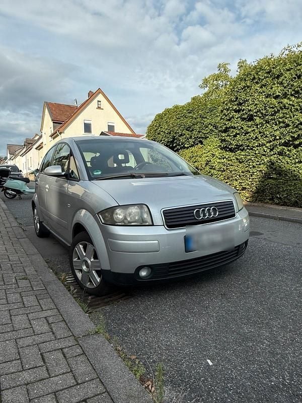 Silber Gebraucht 2004 Audi A2 Kleinwagen | 2.950 € (Fairer Preis) - Bild 1/4