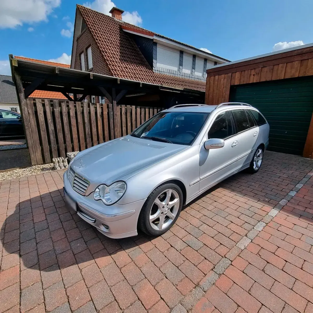 Gebraucht Mercedes C220 Elegance 150 PS (110 kW) 2006 Silber Kombi