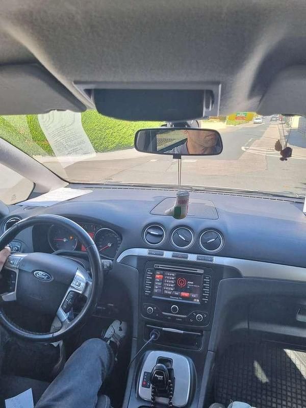 Second-hand Ford S-MAX S 140 CP (102 kW) 2012 Monovolum