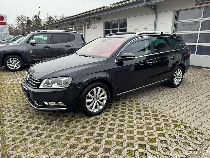 Deep black perleffekt Gebraucht 2014 VW Passat Edition Kombi | 7.900 € (Superpreis) - Bild 1/4