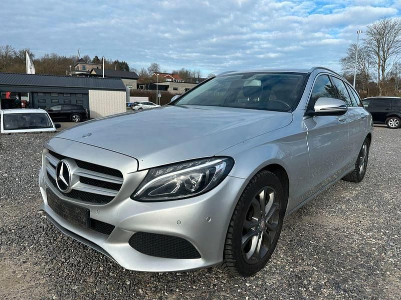 Gebraucht Mercedes C220 170 PS (125 kW) 2017 Silber Kombi