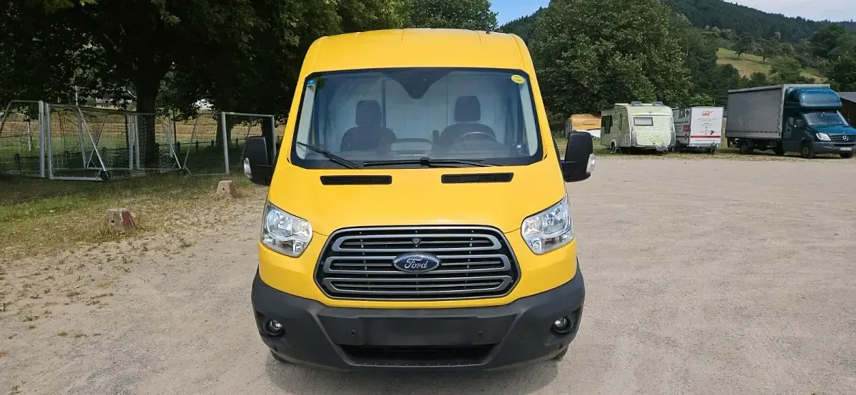 Gebraucht Ford Transit 105 PS (77 kW) 2019 Gelb Van