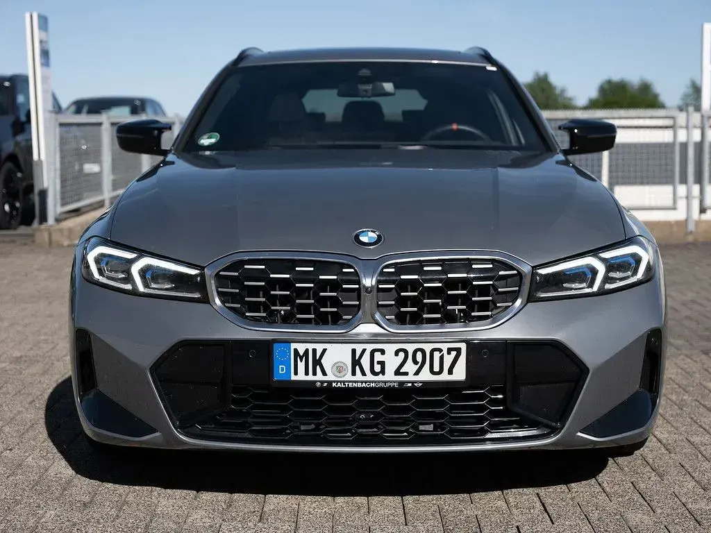 Gebraucht BMW 340 Performance 340 PS (250 kW) 2024 Grau Kombi