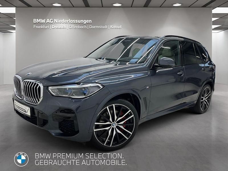 Grau Gebraucht 2022 BMW X5 M Sport SUV | 60.870 € (Fairer Preis) - Bild 1/4