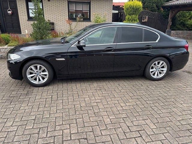 Gebraucht BMW 520 Performance 190 PS (139 kW) 2016 Schwarz Limousine