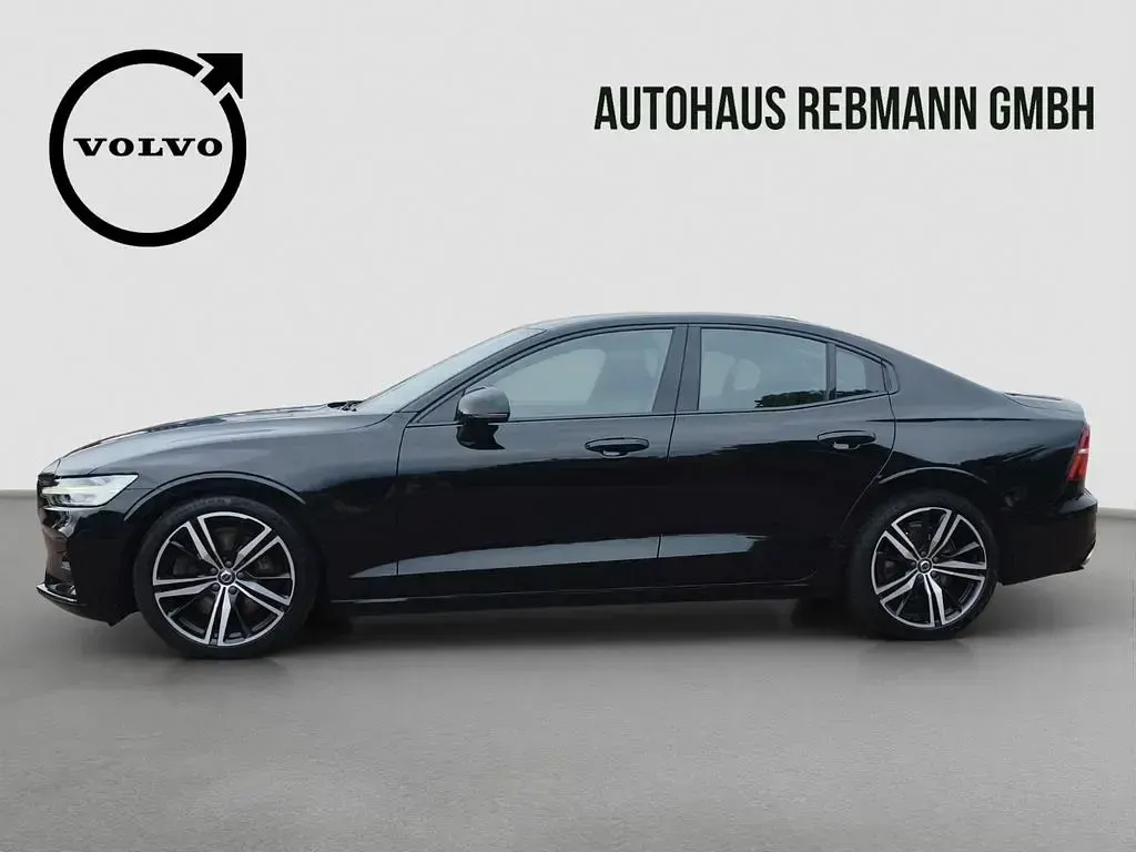 Gebraucht Volvo S60 R-Design 250 PS (183 kW) 2019 Schwarz Limousine