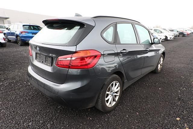 Gebraucht BMW 218 Advantage 140 PS (102 kW) 2019 Mineralgrau metallic mineralgrau metallic Kombi