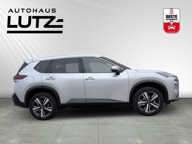 Gebraucht Nissan X-Trail 360º 163 PS (119 kW) 2022 Silber SUV