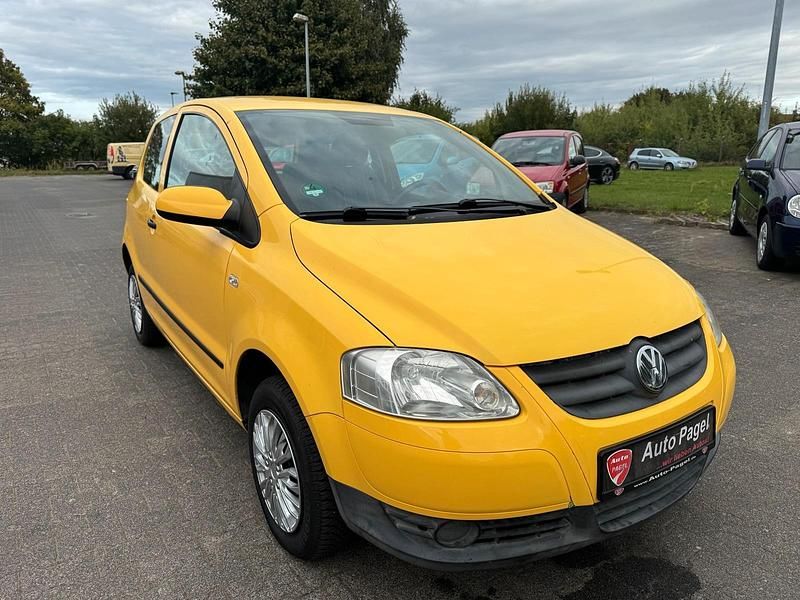 Second-hand VW Fox 54 CP (39 kW) 2007 Galben Hatchback
