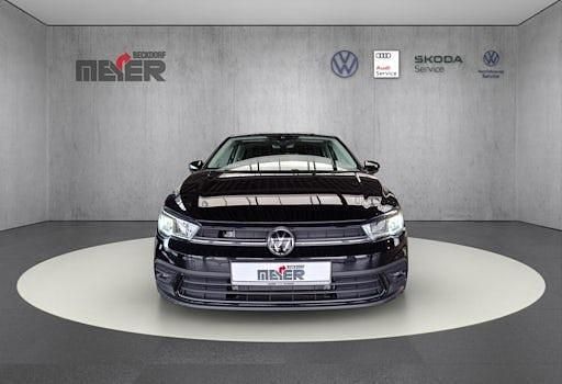 Gebraucht VW Polo Life 95 PS (69 kW) 2025 Deep black perleffekt Limousine