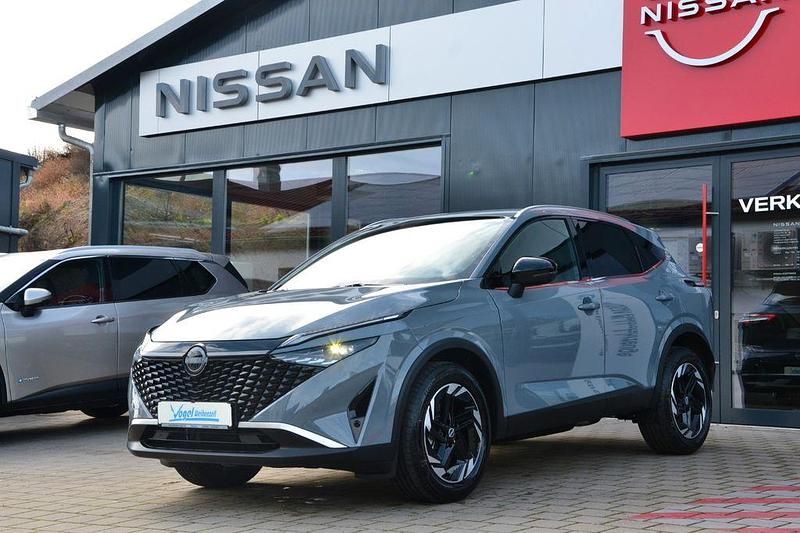 Grau Neu 2025 Nissan Qashqai N-Connecta SUV | 38.390 € (Teuer) - Bild 1/4